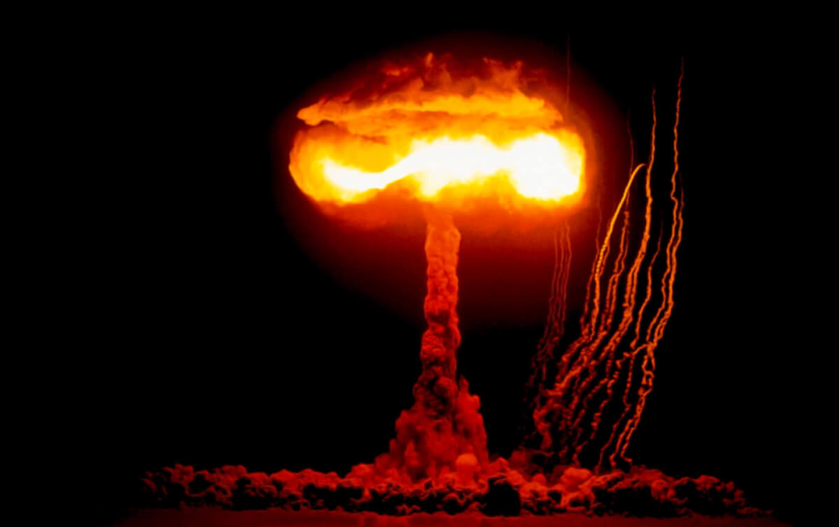 Mushroom Cloud: Surviving a Nuclear Attack