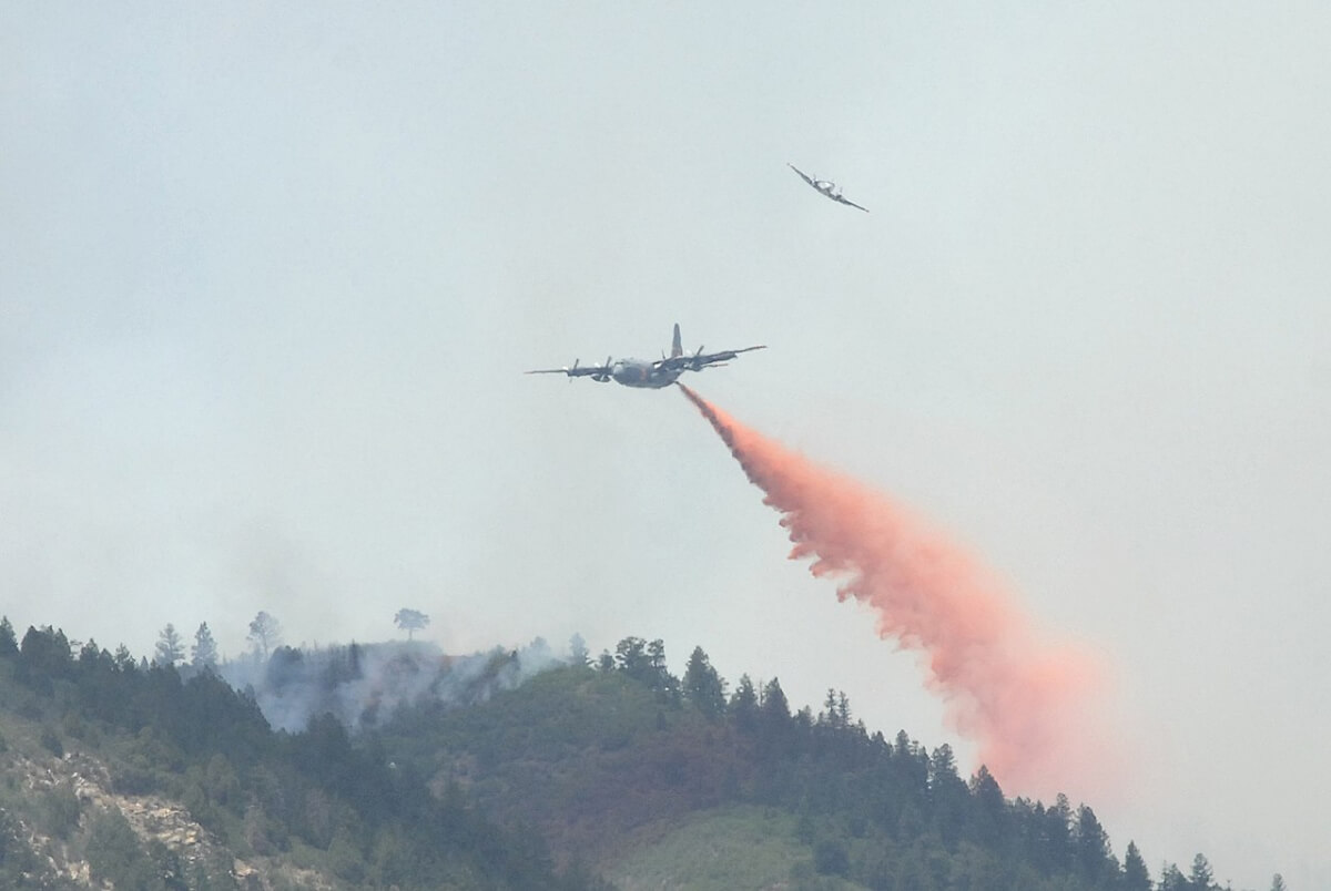 C-130 dropping fire retardant on Waldo Canyon