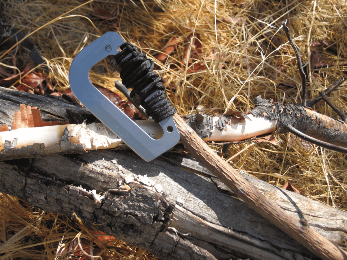 Prehistoric Modern: The Farson Blade Survival Tool