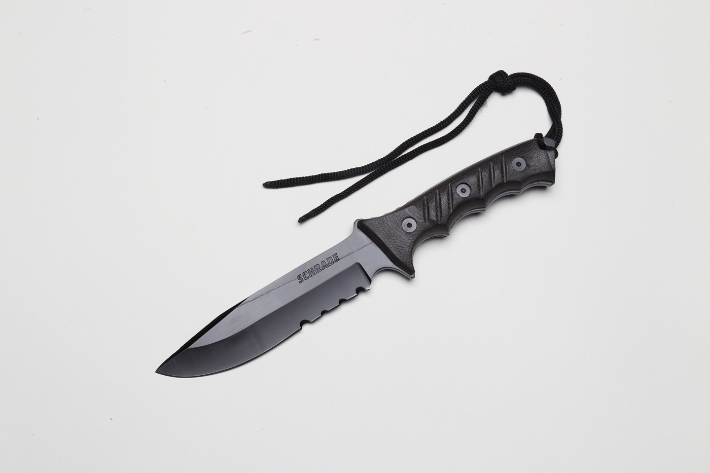 Durable Survival: Schrade’s SCHF3 Extreme Survival Knife