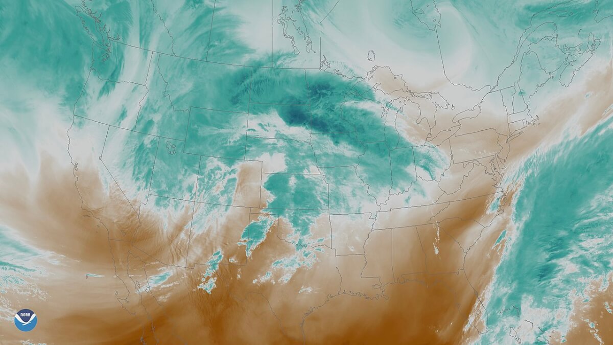 Icy Spring: “Bomb Cyclone” Hits Midwest, Great Lakes