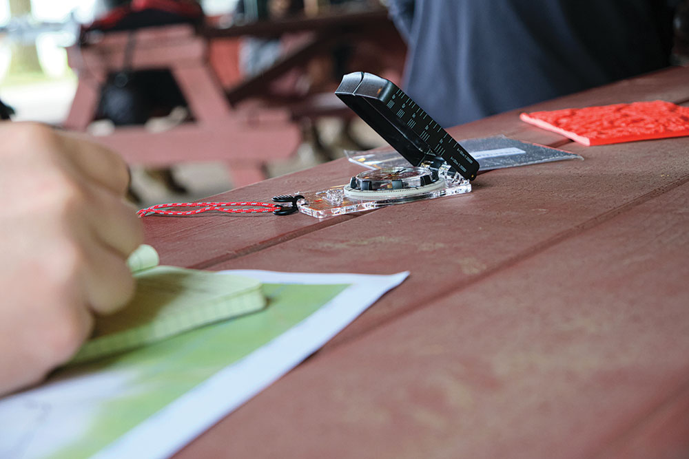 Navigation lessons with the Nature Reliance School