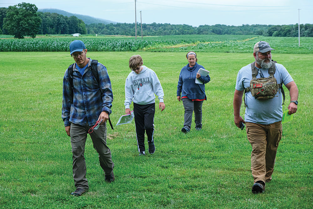 Navigation lessons with the Nature Reliance School