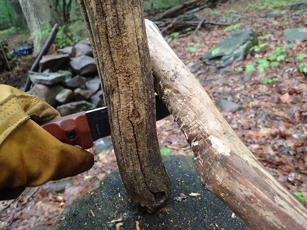 Batoning—a stout, fixed blade knife